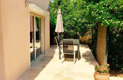 Hyeres Cama Y Desayuno | Domaine de l'Aufrene