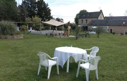 Fye Apartamento | Domaine de Meslay