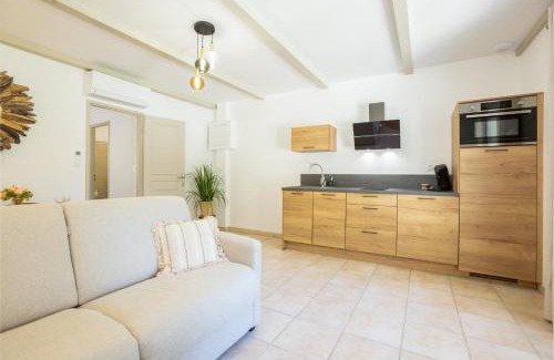 Eyguieres Apartamento | Domaine De Meyrol - Gite 1