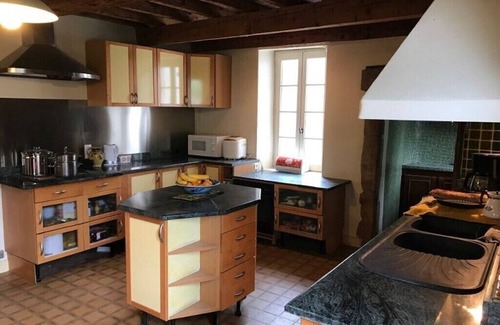Ourches Casa | DOMAINE DES CHABRIERS: casa señorial con piscina a 15 minutos del DROME