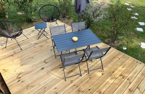 Marigny-les-Reullee Chalet De Esquí | DOMAINE DES GALINACES ROULOTTE LA ROUSSETTE 2-4P