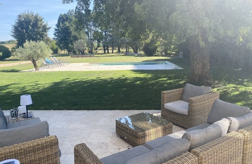 Saint-Savin Casa | Domaine des Oliviers House with swimming pool