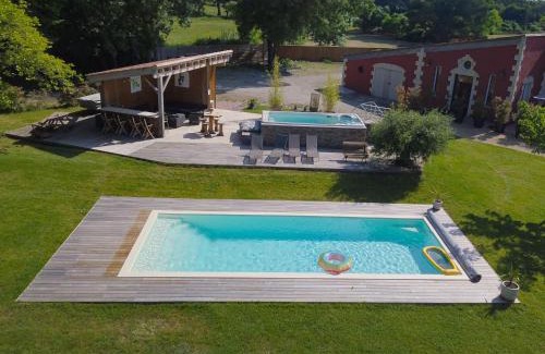 Gauriaguet Casa | DOMAINE DES PIERRES PRECIEUSES - Demeure de Charme - Grand Standing - 15 pers - Spa - Massages - Détente et Bien-être - 30' Bordeaux