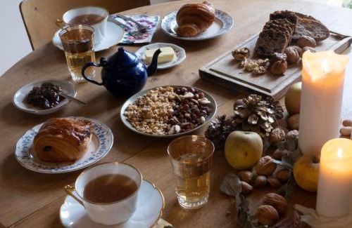 Droue-sur-Drouette Casa | Domaine des Pousses, Chambres d'hôtes au coeur d'un village de campagne