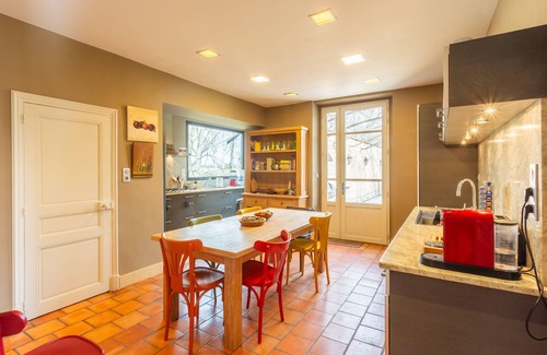 Orange Casa | Domaine des sources - Welkeys