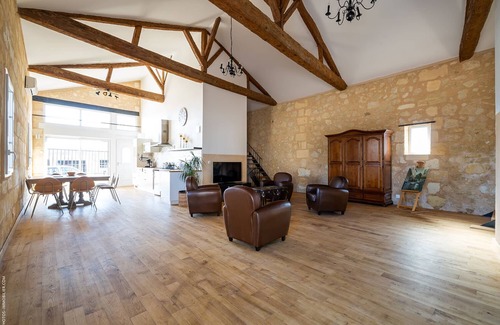 Ambares-et-Lagrave Hotel | Domaine du chauvet
