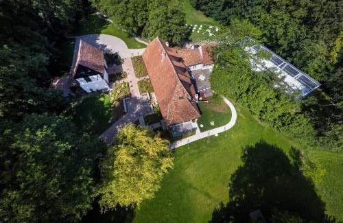 Steinbrunn-le-Bas Cama Y Desayuno | Domaine du Kaegy - Hébergements 5 étoiles