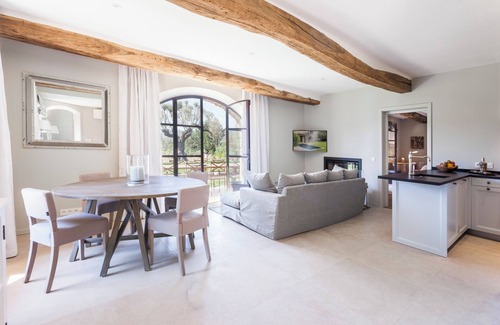 Cote d'Azur- French Riviera Cama Y Desayuno | Domaine Les Mésanges
