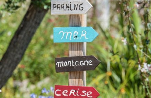 Saint-Genis Apartamento | Domaine Pedra Llampada Gîte Cerise