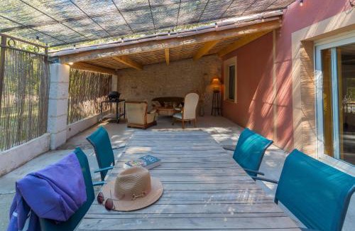 Roussillon Casa | Domaine Plan Des Devens Quiétude
