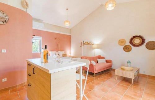 Roussillon Casa | Domaine Plan Des Devens Volupté