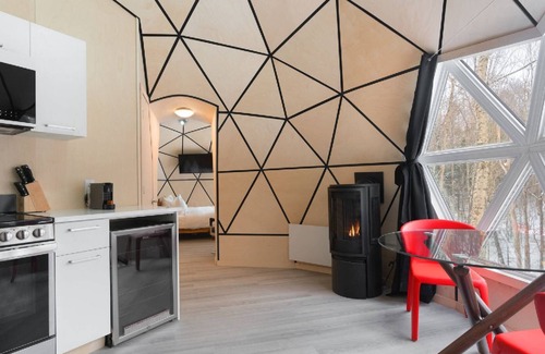 La Conception Chalet De Esquí | Dome at Bel Air Ideal for a couple Private Jacuzzi & sauna - Bbq - Gas fireplace