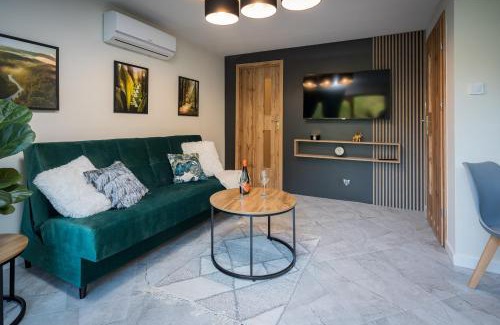 Olsztynek Apartamento | Domek Apartament w Skarpie Łutynowo