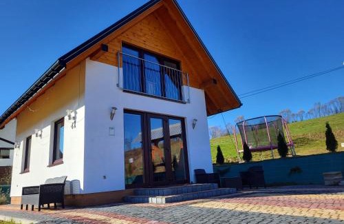 Czarna Casa | Domek Bieszczadzki Staw - Noclegi Czarna