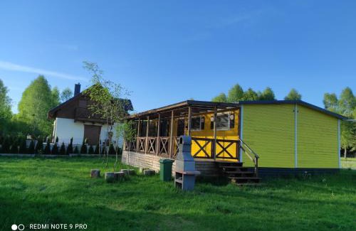 Rzeczenica Casa | Domek letniskowy - żółty-całoroczny