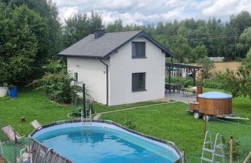 Myszkow Casa | Domek na Jurze Krakowsko Częstochowskiej, Agroturystyka "Banderoza u Bolka" Na Szlaku Orlich Gniazd