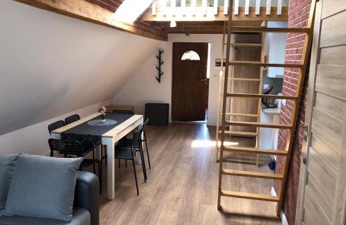 Warpuny Apartamento | Domek na Mazurach Apartamenty nad jeziorem Warpuny