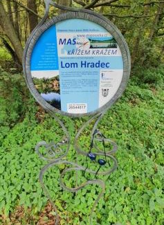 Hradec Casa | Domek s koupanim ve 200m vzdálenem lomu