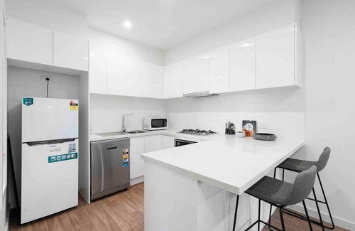 Moorabbin Casa | Domi Rentals - The Hampton Homes