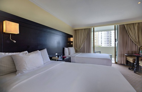 Los Cacicazgos Hotel | Dominican Fiesta Hotel