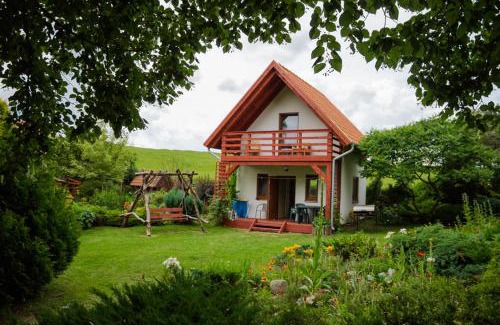 Zełwagi Cabina | Domki letniskowe "Pod lipą"