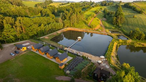 Woliborz Casa | Domki Nad Stawami z Jacuzzi i Sauną 4