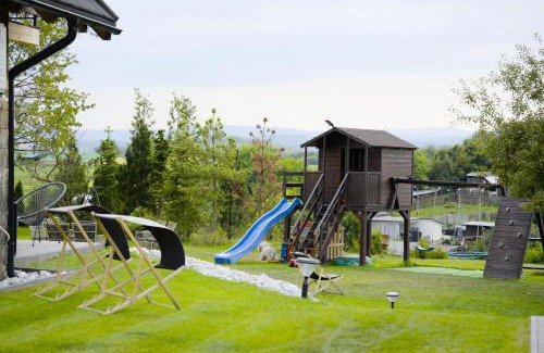 Bozkow Chalet De Esquí | Domki Osada Bożków z jacuzzi