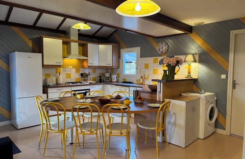 Domme Chalet De Esquí | Domme Gite with pool sleeps 8