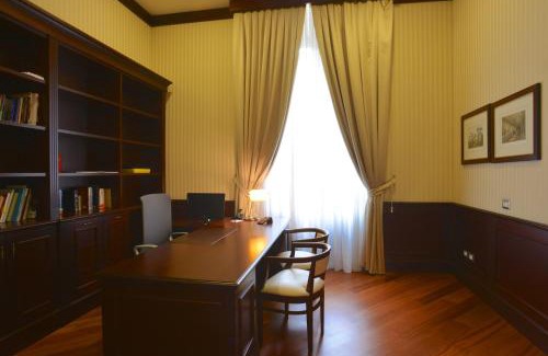 Rione XVIII Castro Pretorio Hotel | Domus Australia