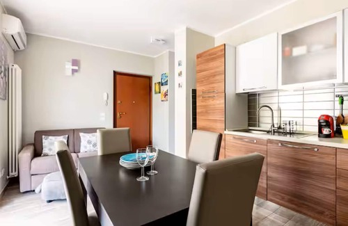 Bolsena Casa | Domus Bolsena sunny with lake and castle view