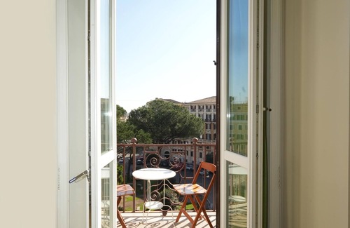 Quartiere XVII Trieste Apartamento | Domus Costanza - Luminoso y elegante apartamento en Piazza Verbano.