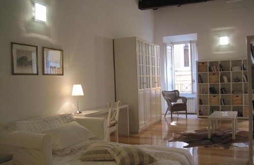 Navona Casa | Domus Nymphae - QR10366