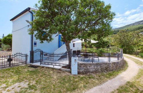 Nerezine Casa | Domus Olivae