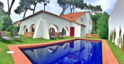 Banzao Villa | DOMUS QUIETA Pool near beach