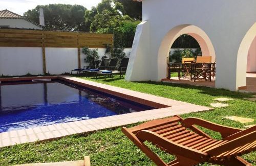 Banzao Villa | DOMUS QUIETA Pool near beach