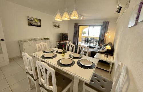 Sitio de Calahonda Apartamento | Dona Lola Martha - Spacious 3 bedroom apartment with partial sea views