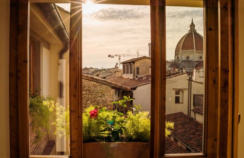 Sant' Ambrogio Apartamento | LOGGIA Torre Donati: vista espectacular del Duomo, en el corazón de Florencia