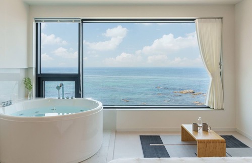Donghae Casa | Donghae Neulbadarang Ocean View Pension