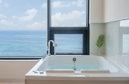 Donghae Casa | Donghae Neulbadarang Ocean View Pension