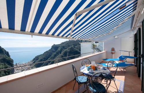 Pontone Casa | Donna Luisa Suites 19 Amalfi view - free parking