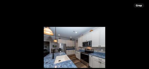 Loudon Casa | Donna’s Sunset Meadow