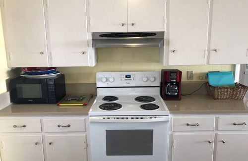 Caswell Beach Casa | Donovan's Blue Crab Cove