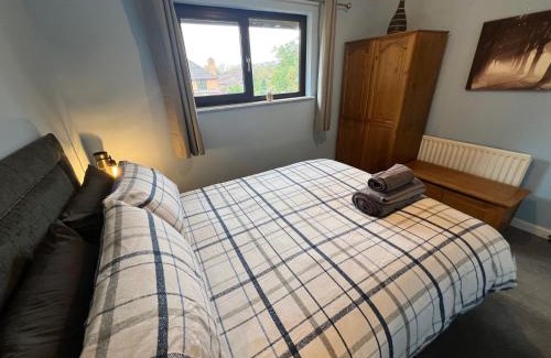 Milton Keynes Casa | DONT BOOK THIS 2 bed home if you dont want a great house, with super service and close to MK Centre
