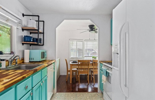 Weeki Wachee Gardens Casa | Don’t Book This House… Unless You’re Okay With Manatees Stealing the Show