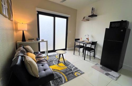 Florida City Casa | Door to the Keys Suite & Spa