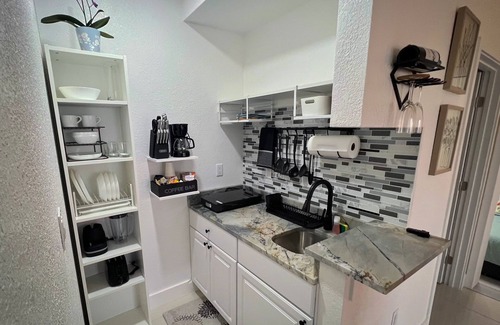 Florida City Casa | Door to the Keys Suite & Spa