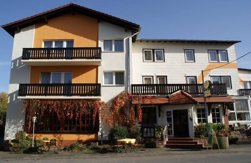 Bullau Cabaña | Doppelzimmer 7 - Gasthaus Pension Schumbert