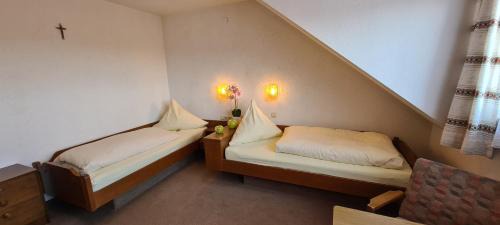 Herrischried Casa | Doppelzimmer Bergblick mit 2 Einzelbetten - Pension Hauber