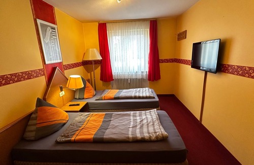 Erlangen Apartamento | Doppelzimmer für 2 Gäste mit 18m² in Erlangen