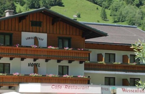 Fusch an der Grossglocknerstrasse Casa | Doppelzimmer Kat. A - Wasserfall, Hotel